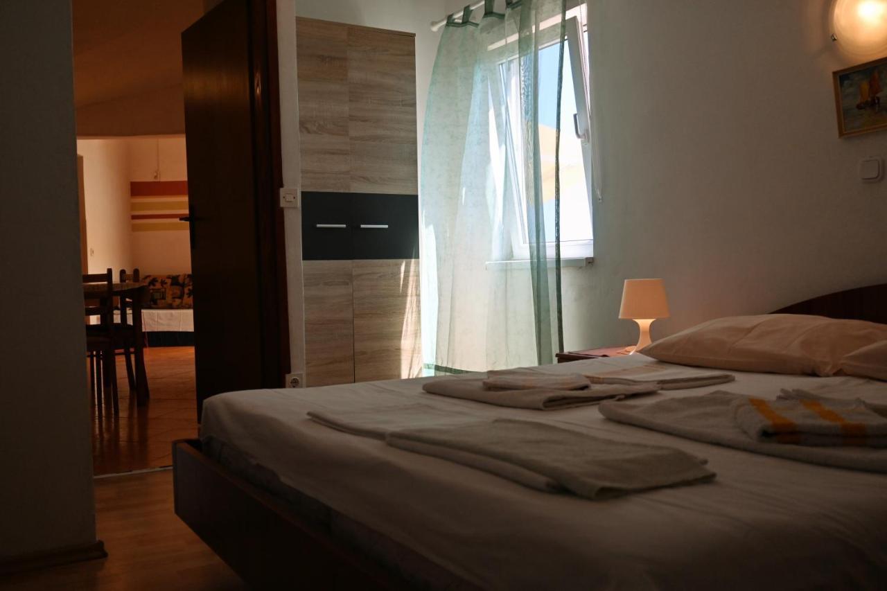 Apartments Tea Pag Pag Town Zewnętrze zdjęcie