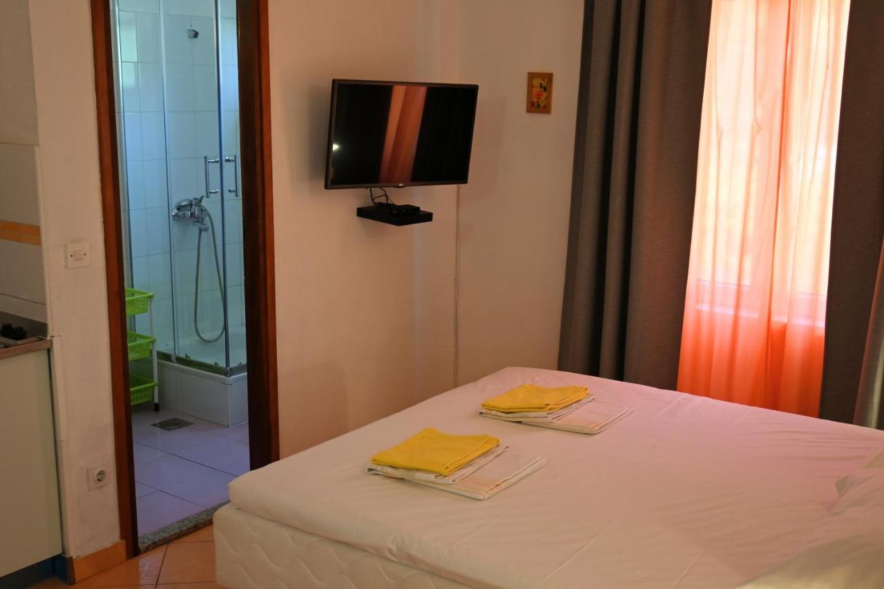 Apartments Tea Pag Pag Town Zewnętrze zdjęcie